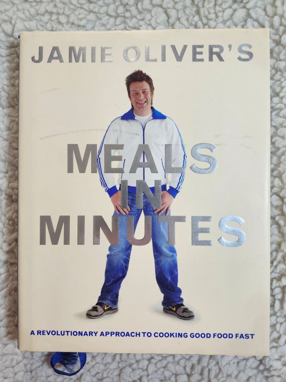Jamie Oliver Meals In Minutes Cookbook Hardcover First US Edition 2010 Hyperion